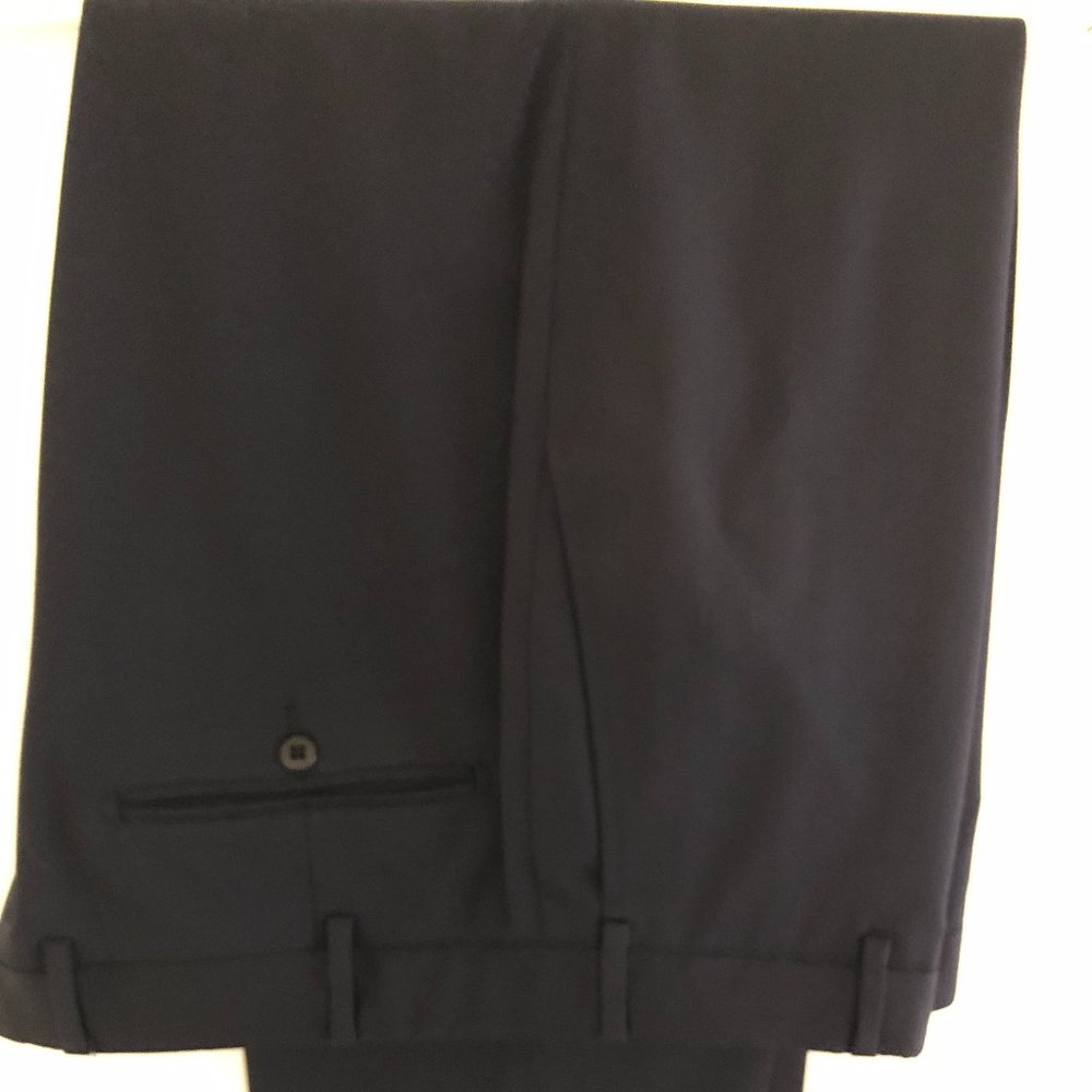 An almost new perfect 100 Wool Zanella Navy Pants 36 R